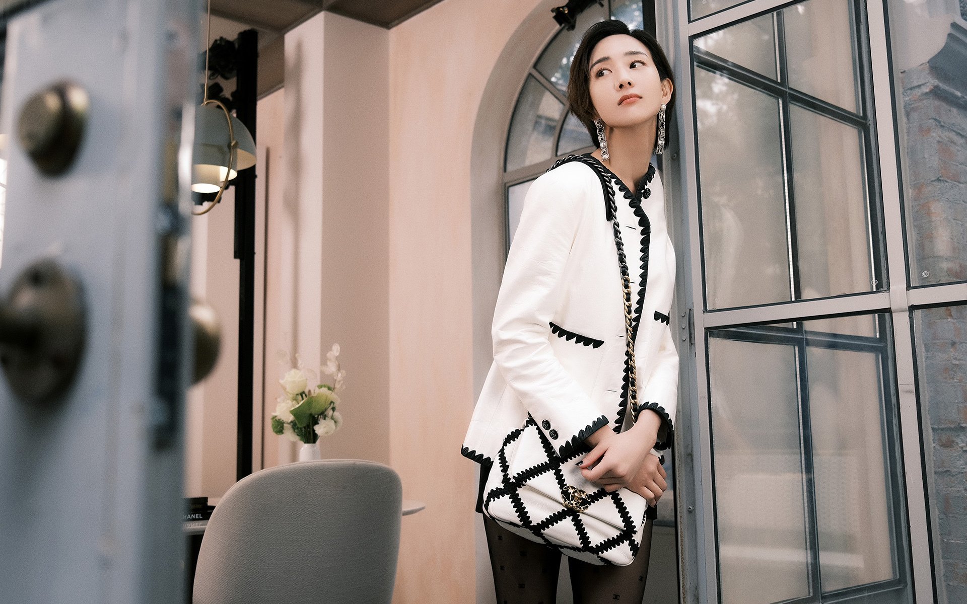 开云·Kaiyun网页版-中场传球重心变化是否左右整体进攻模式，传中球怎么不停球直接射门